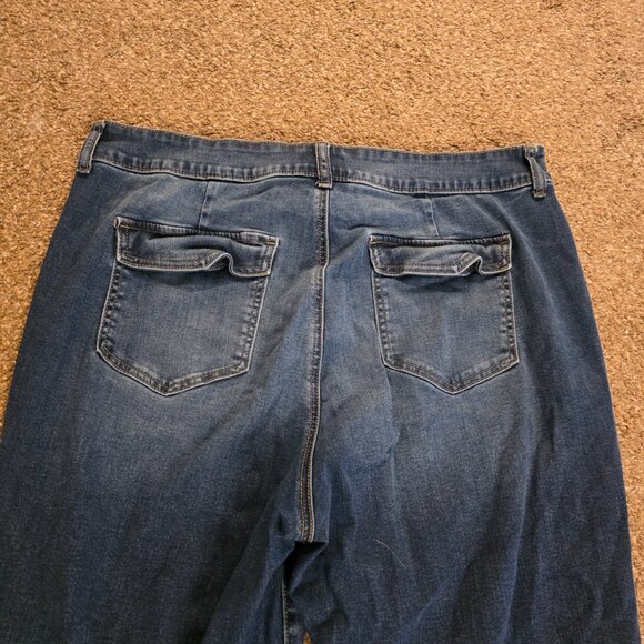 Torrid Size 18 Jogger Mid-Rise Jeans - Picture 11 of 11